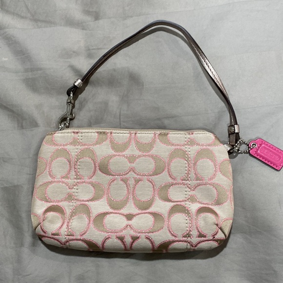 Coach Wristlet - Picture 5 of 6